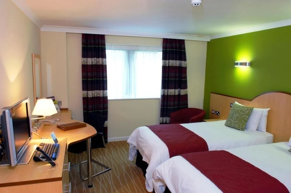 Burleigh Court Hotel And Leisure Loughborough 4*,